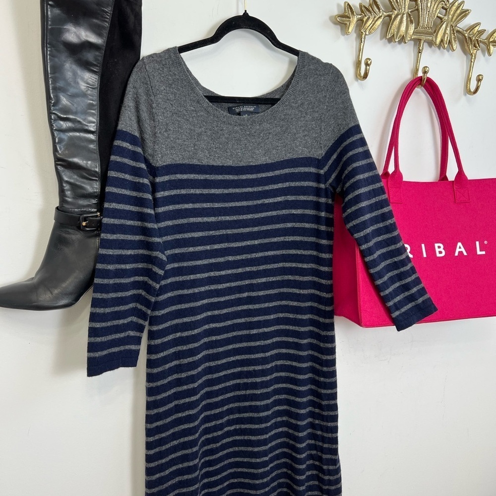 BANANA REPUBLIC wool cashmere sweater dress M ptp 20” l 42” - Picture 4 of 6